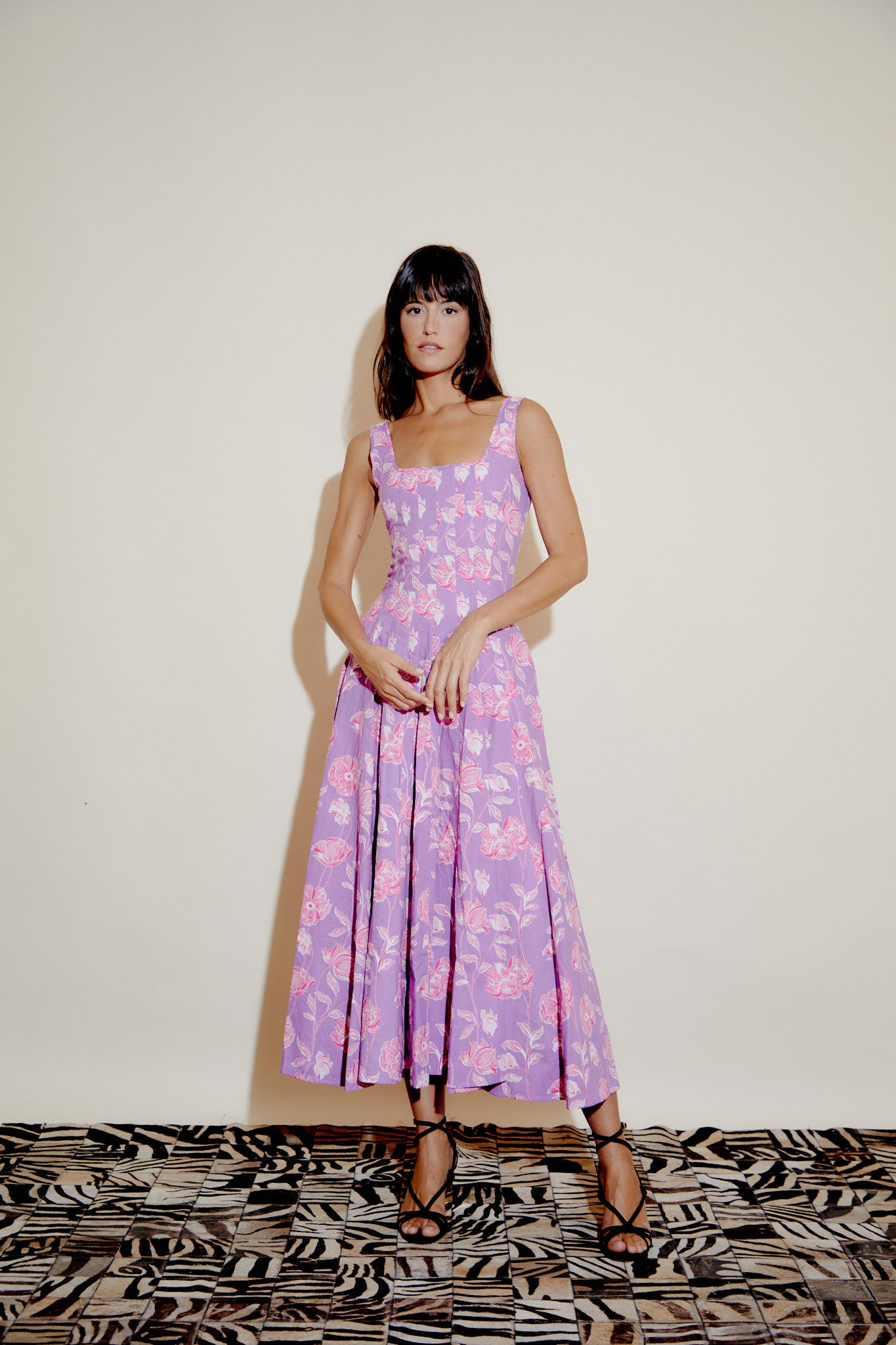 Lilac floral sleeveless midi dress with square neckline and pleated skirt