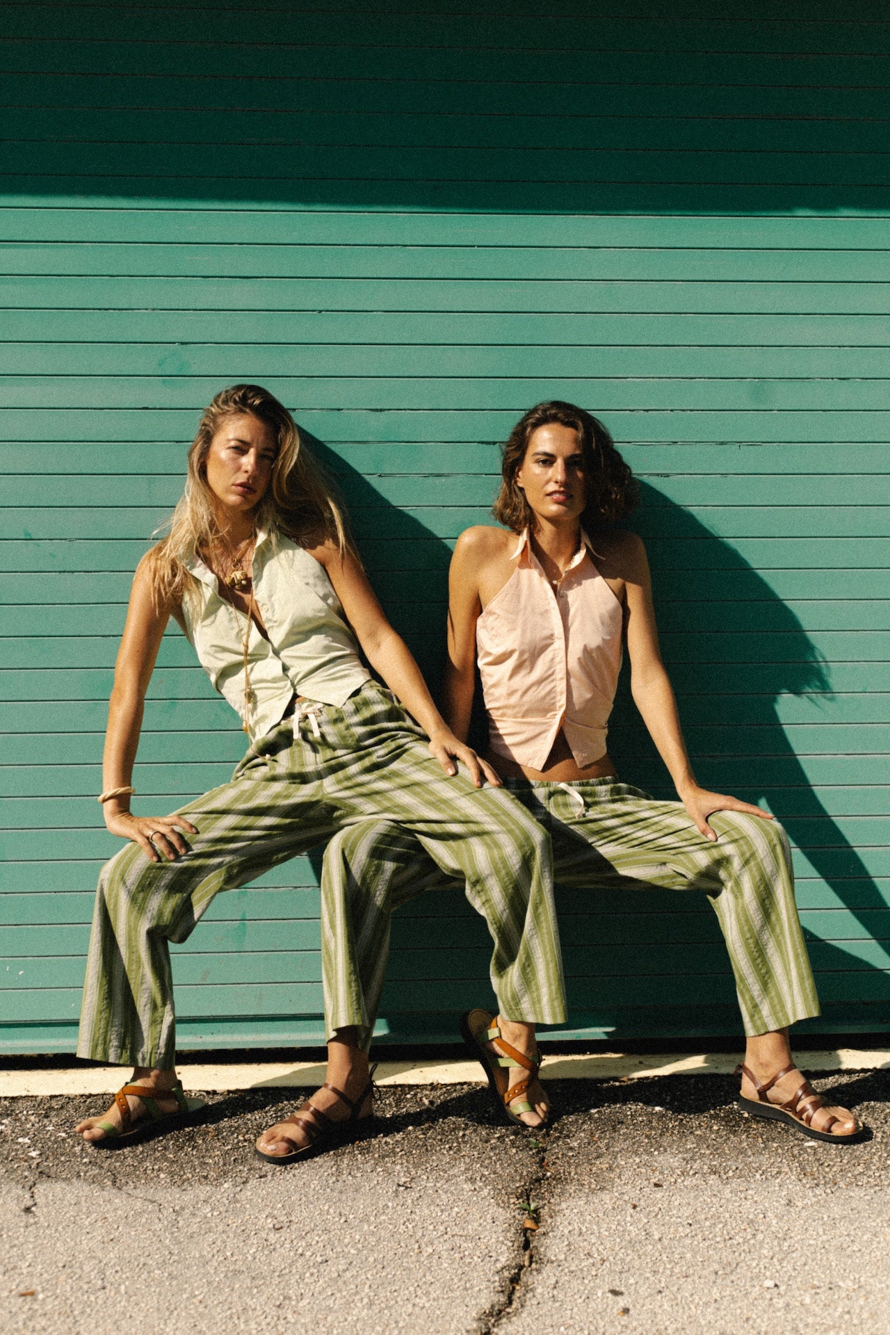 Pantalones de pierna ancha de rayas verde y amarillo, con cordón ajustable en la cintura y lazo, de longitud al tobillo